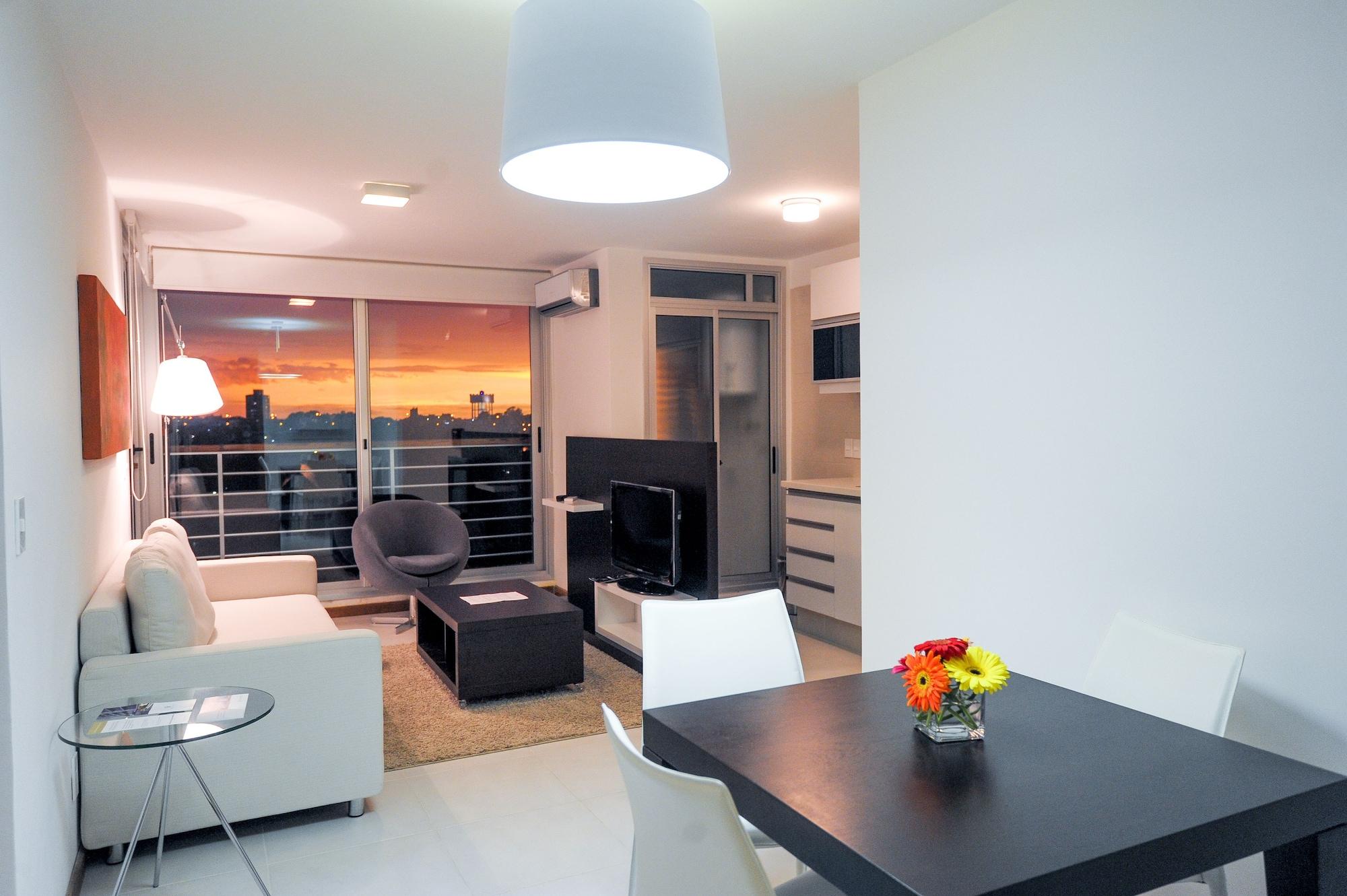 Real Colonia Hotel & Suites Colonia del Sacramento Buitenkant foto