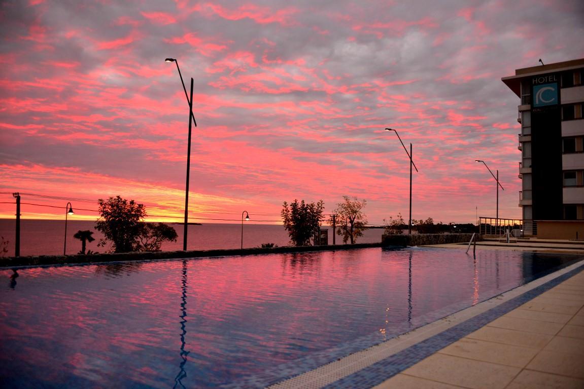 Real Colonia Hotel & Suites Colonia del Sacramento Buitenkant foto